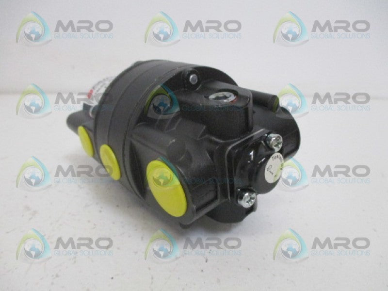 FAIRCHILD Z15895-16253 VACUUM REGULATOR 250PSIG  *NEW IN BOX*