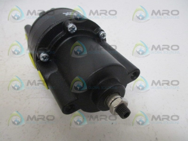 FAIRCHILD Z15895-16253 VACUUM REGULATOR 250PSIG  *NEW IN BOX*