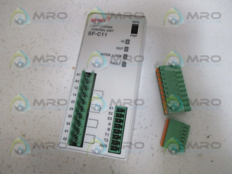 SUNX SF-C11 LIGHT CURTAIN CONTROL UNIT *NEW IN BOX*