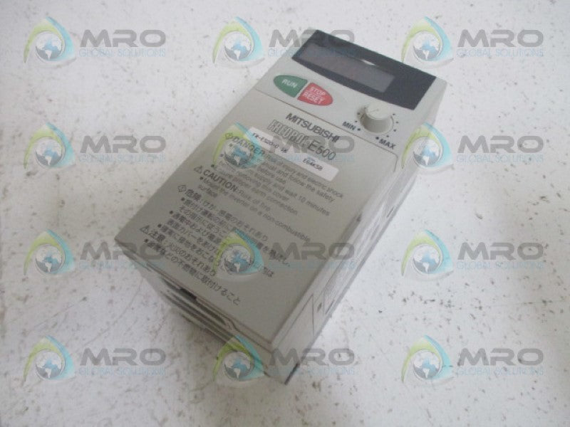 MITSUBISHI FR-E520-0.1K INVERTER 200-240V *NEW IN BOX*