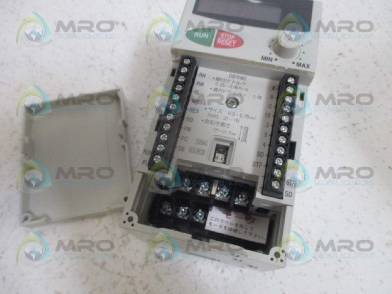 MITSUBISHI FR-E520-0.1K INVERTER 200-240V *NEW IN BOX*