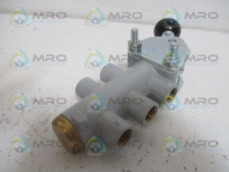 COMPAIR 7001P99872 VALVE  *NEW NO BOX*