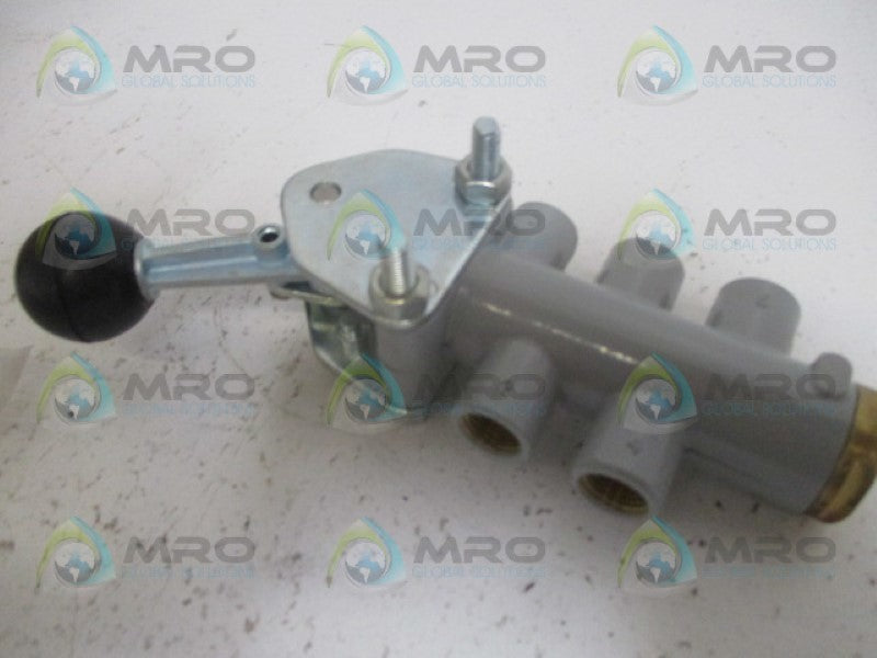 COMPAIR 7001P99872 VALVE  *NEW NO BOX*