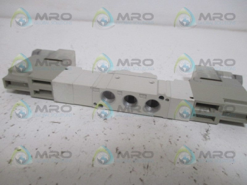 SMC SY5420-5DZ-01 SOLENOID VALVE 24V *NEW NO BOX*