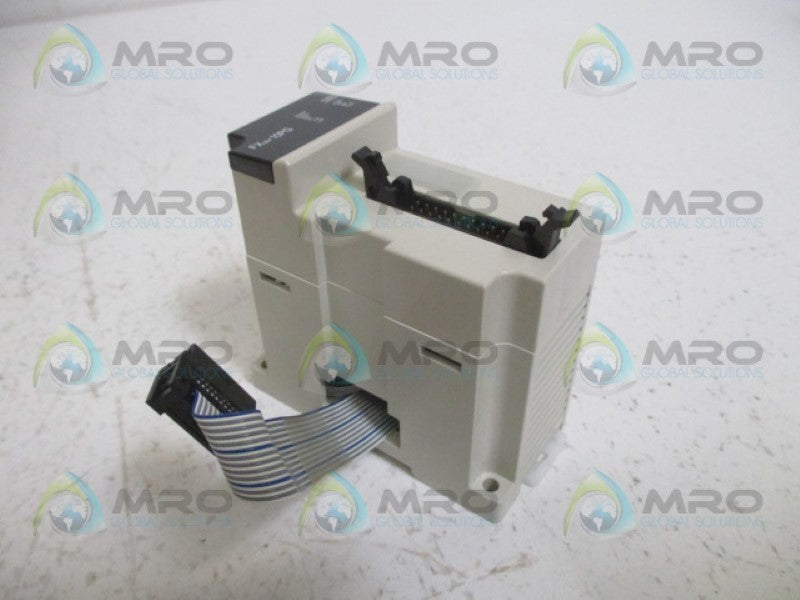 MITSUBISHI FX2N-10PG PROGRAMMABLE CONTROLLER *NEW IN BOX*