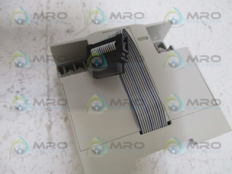 MITSUBISHI FX2N-16EYR-ES/UL PROGRAMMABLE CONTROLLER 30VDC/240VAC *NEW IN BOX*