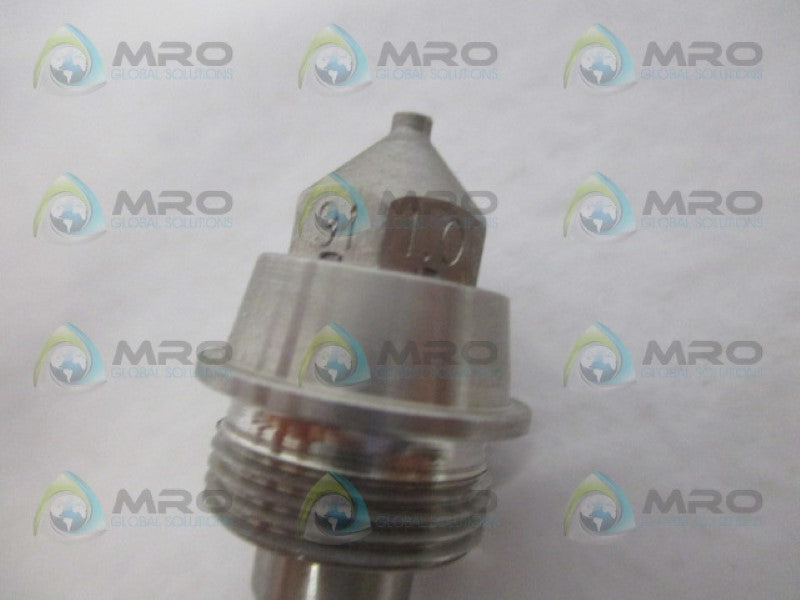 BINKS 45-9100 FLUID NOZZLE *NEW NO BOX*