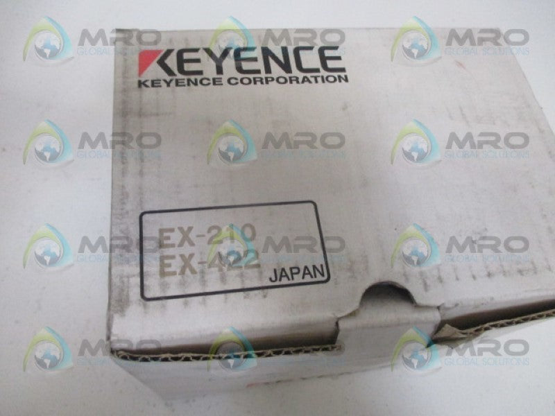 KEYENCE EX-210 EX-422 SENSOR/POWER SUPPLY *NEW IN BOX*