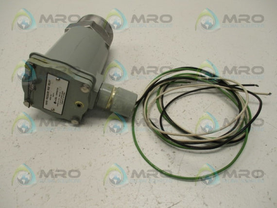 QUALITROL 910-015-01 RAPID PRESSURE RISE RELAY *NEW NO BOX*