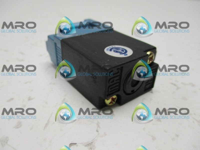 MAC 35A-800-DAAJ-1FM SOLENOID VALVE 110/120V NEW IN BOX*