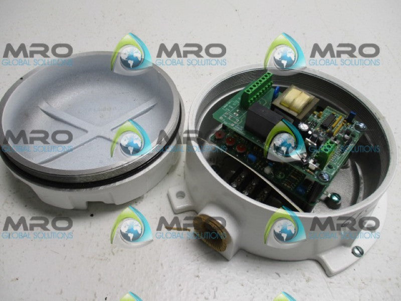BINDICATOR RF10EC1G1 REMOTE MODULE 120VAC *NEW NO BOX*