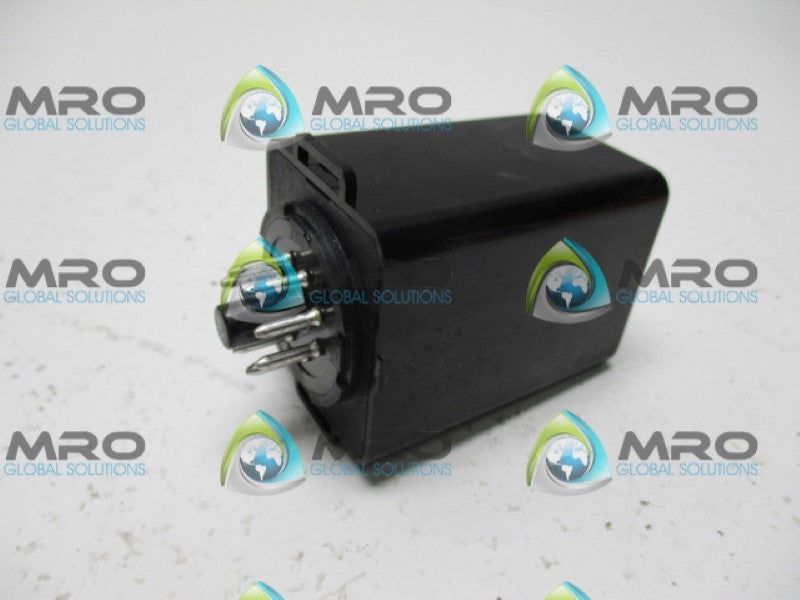 EAGLE SIGNAL 70Q2A602 ON DELAY RELAY 0.5-10 MINUTES 120V *NEW NO BOX*