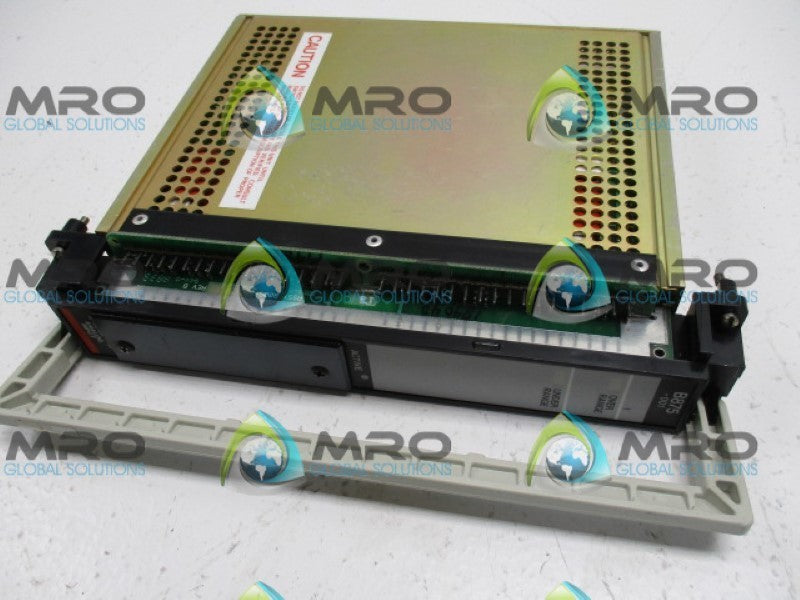 AEG SCHNEIDER AUTOMATION MODICON AS-B875-001 ANALOG INPUT MODULE *USED*