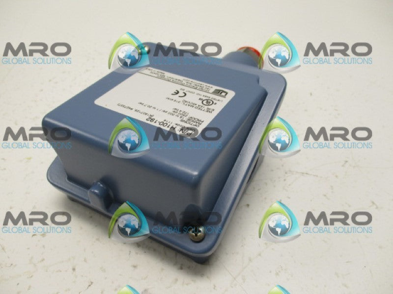 UNITED ELECTRIC H100-192 PRESSURE SWITCH *NEW IN BOX*