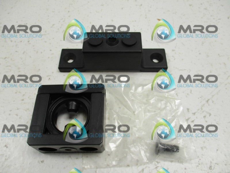 NORGREN 4314-52 WALL MOUNTING CLAMP KIT *NEW NO BOX*