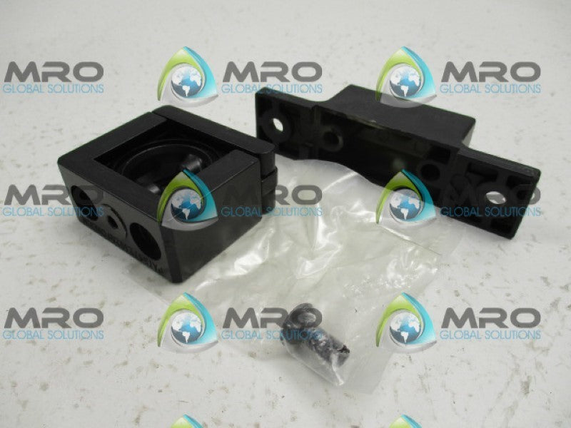 NORGREN 4314-52 WALL MOUNTING CLAMP KIT *NEW NO BOX*