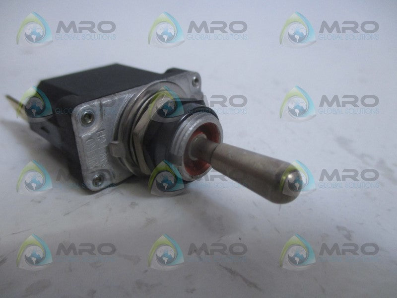 HONEYWELL 31NT91-21 TOGGLE SWITCH *NEW NO BOX*