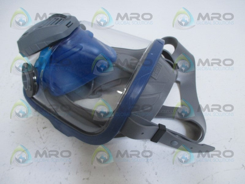 ADVANTAGE 3000 3220 FULL FACE MASK *NEW IN BOX*