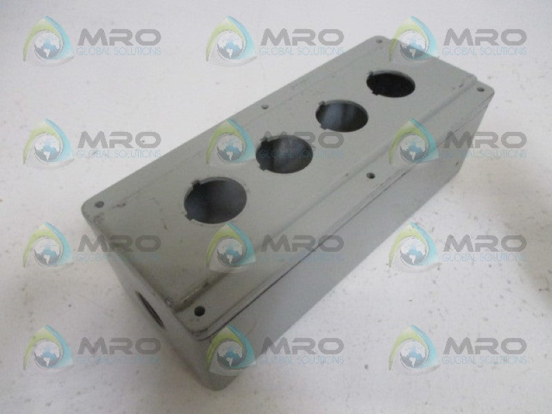 ALLEN BRADLEY 800T-4TZ PUSHBUTTON ENCLOSURE (AS PICTURED) *USED*