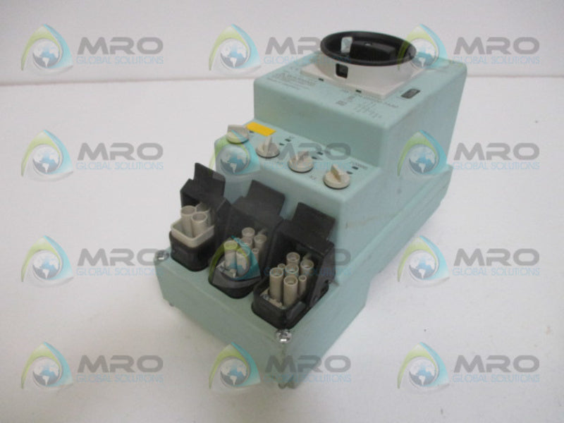 SIEMENS 3RK1304-0HS00-7AA0 ISOLATOR MODULE *USED*