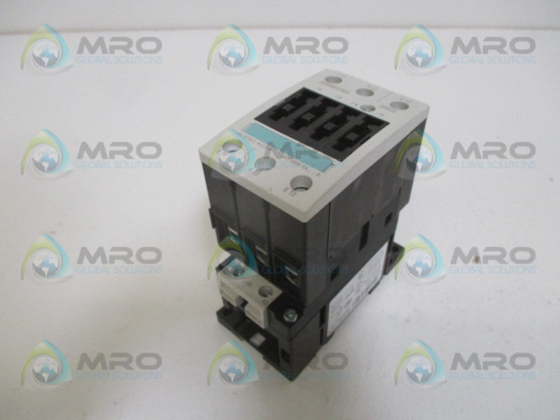 SIEMENS 3RT1035-1AK60 CONTACTOR 110/120V (AS PICTURED) *NEW NO BOX*