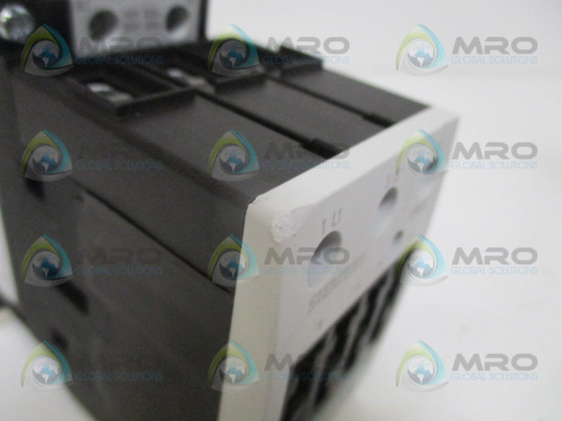SIEMENS 3RT1035-1AK60 CONTACTOR 110/120V (AS PICTURED) *NEW NO BOX*