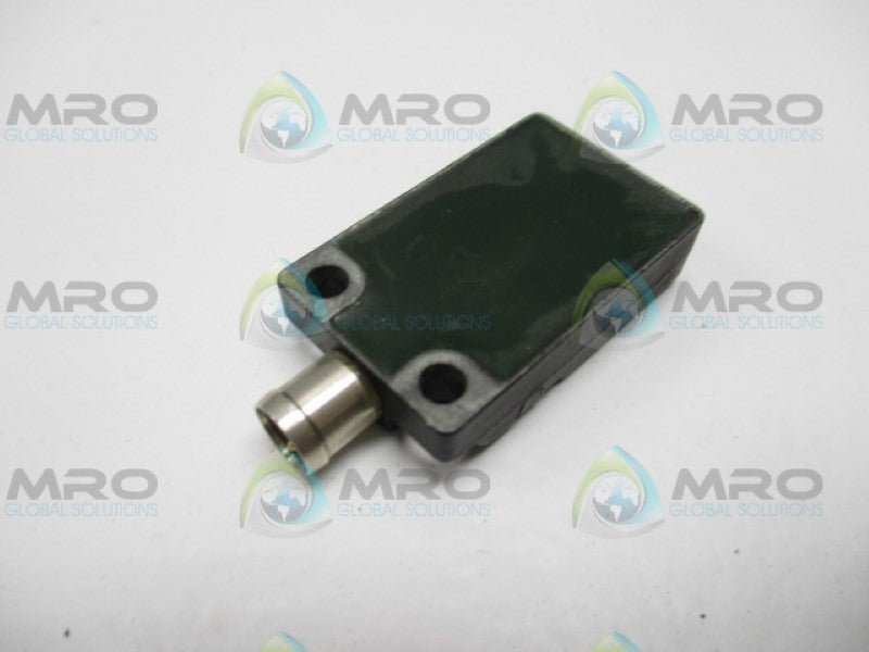 TURCK BI5-Q08-AP6X2-V1131 5MM INDUCTIVE SENSOR 10-30VDC *USED*