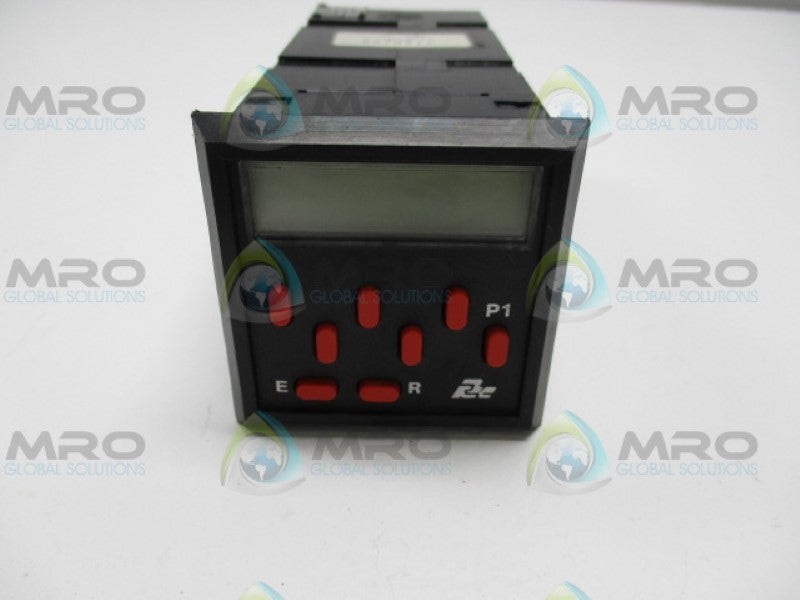 RED LION CONTROLS MA0703D DIGITAL COUNTER 230VAC *USED*