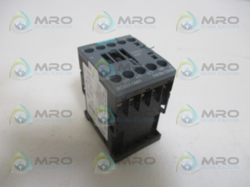 SIEMENS 3RT2017-1AK61 CONTACTOR *NEW NO BOX*