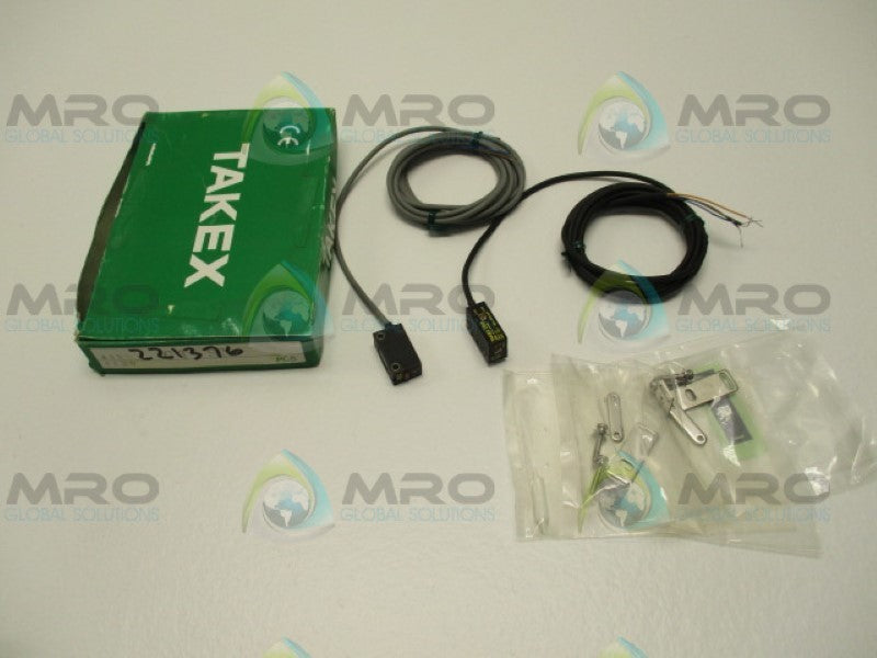 TAKEX GT1SN PHOTOELECTRIC SWITCH 12-24VDC *NEW IN BOX*