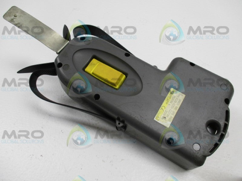 FANUC A02B-0259-C221#A HANDY MAC OPE PANEL (AS PICTURED) *USED*