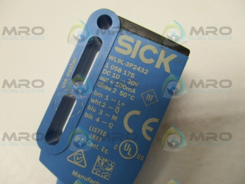 SICK WL9L-3P2432 RETRO-REFLECTIVE SENSOR *NEW NO BOX*