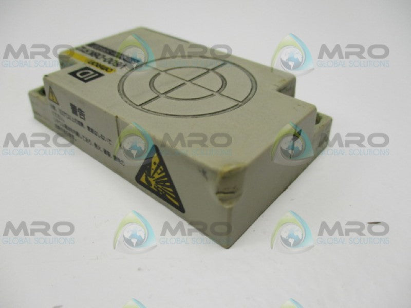 OMRON V600-D8KR12 8K BYTE RF-ID TAG (AS PICTURED) *USED*