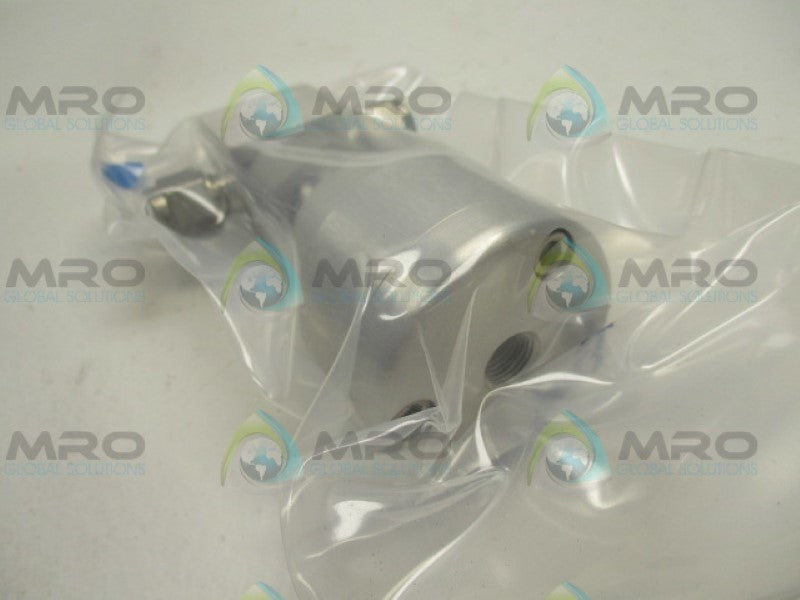 SWAGELOK SS-6BK-MM-10 BELLOWS VALVE *NEW IN BOX*