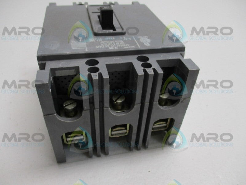 CUTLER HAMMER HFB3100 CIRCUIT BREAKER 100A *NEW IN BOX*