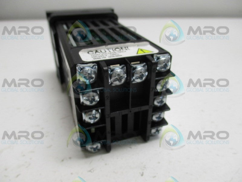 WATLOW 965A-3FD0-00RG TEMPERATURE CONTROLLER *USED*