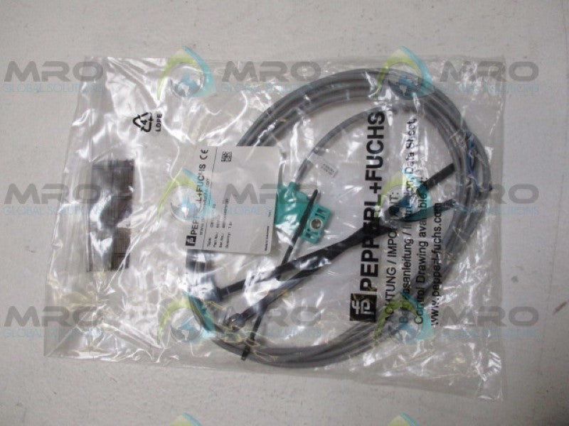 PEPPERL+FUCHS CBN5-F46-E0 051972 CAPACITIVE SENSOR *NEW IN FACTORY BAG*