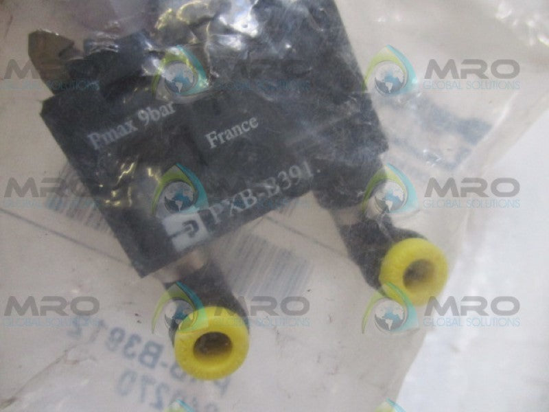 PARKER PXB-B3912 WAY VALVE 3/4" *NEW IN FACTORY BAG*