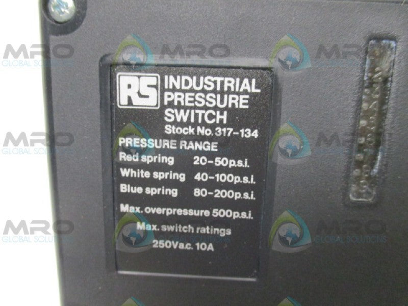 HERGA 6702-0001 317-134 PRESSURE SENSOR 200PSI 250VAC *NEW IN BOX*