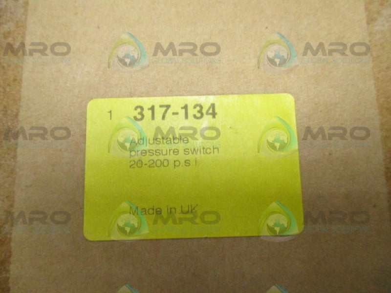 HERGA 6702-0001 317-134 PRESSURE SENSOR 200PSI 250VAC *NEW IN BOX*