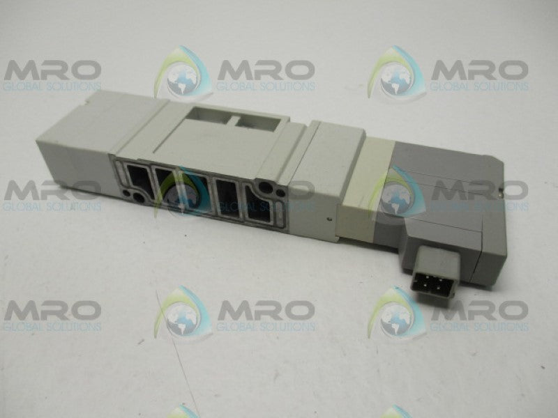 SMC SV2300-5FU SOLENOID VALVE 24VDC *NEW NO BOX*