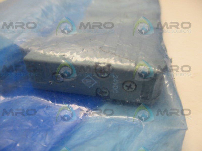 SMC SV2100-5FU SOLENOID VALVE 24VDC *NEW NO BOX*