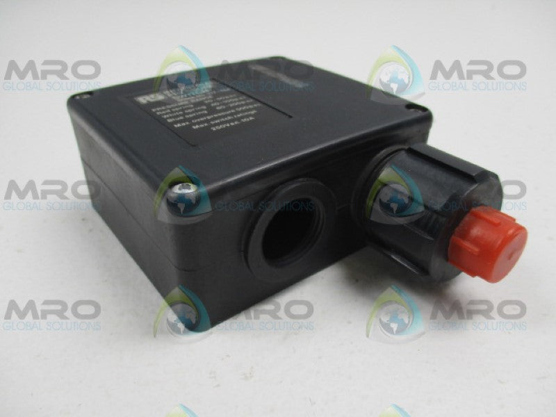HERGA 6702-0001 317-134 PRESSURE SENSOR 200PSI *NEW NO BOX*