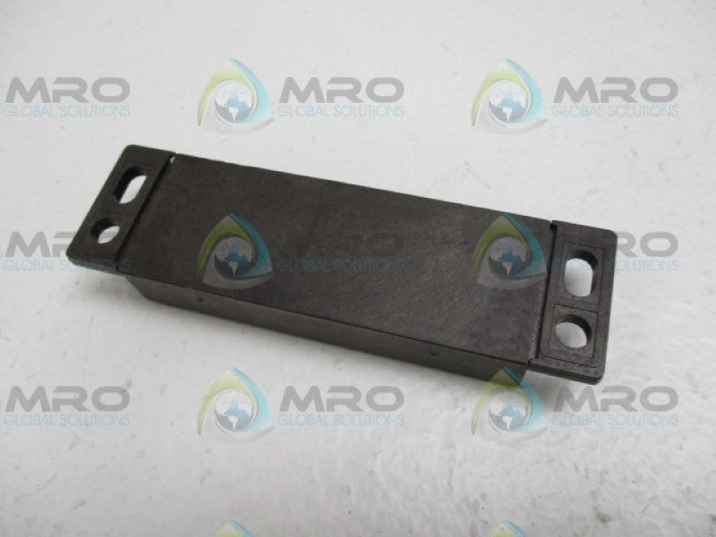 SCHMERSAL BNS33-11Z-ST MAGNETIC SAFETY SENSOR *NEW NO BOX*