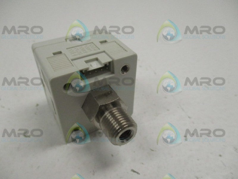 SMC ZSE30AF-01-P DIGITAL PRESSURE SWITCH *NEW NO BOX*