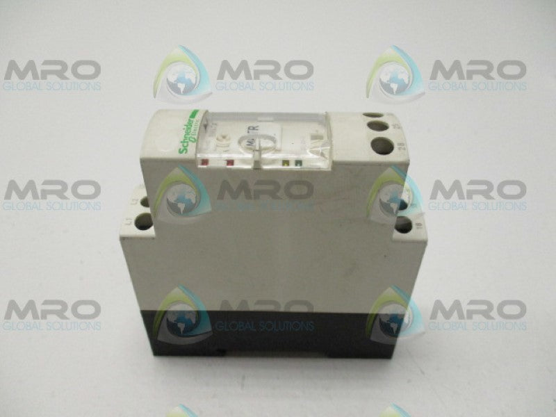 SCHNEIDER ELECTRIC RM4TA32 PHASE FAILURE RELAY 300V 5A *USED*