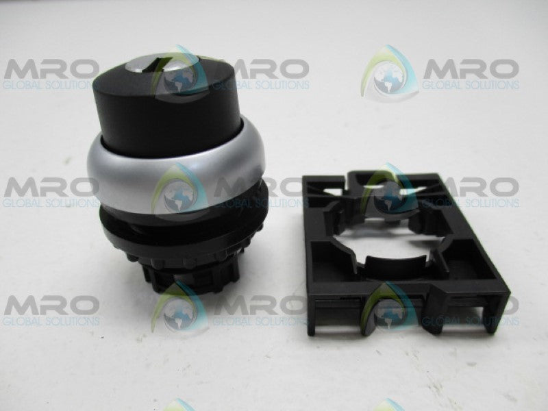 EATON M22-WRS3+M22-A 399-3286 (MISSING ACCESSORY)  NSNP
