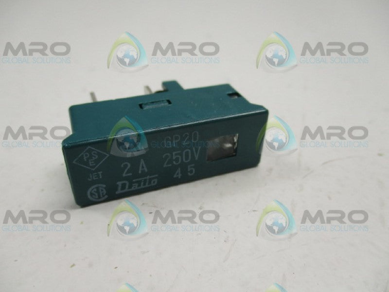 DAITO GP20 PLUG-IN FUSE 2A *NEW NO BOX*