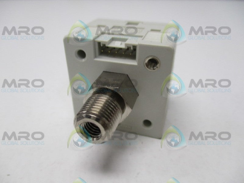 SMC ZSE30A-01-P PRESSURE SWITCH *NEW NO BOX*