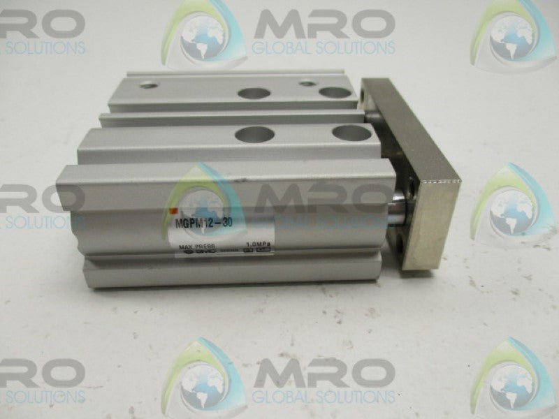 SMC MGPM12-30 PNEUMATIC CYLINDER SLIDE *NEW NO BOX*